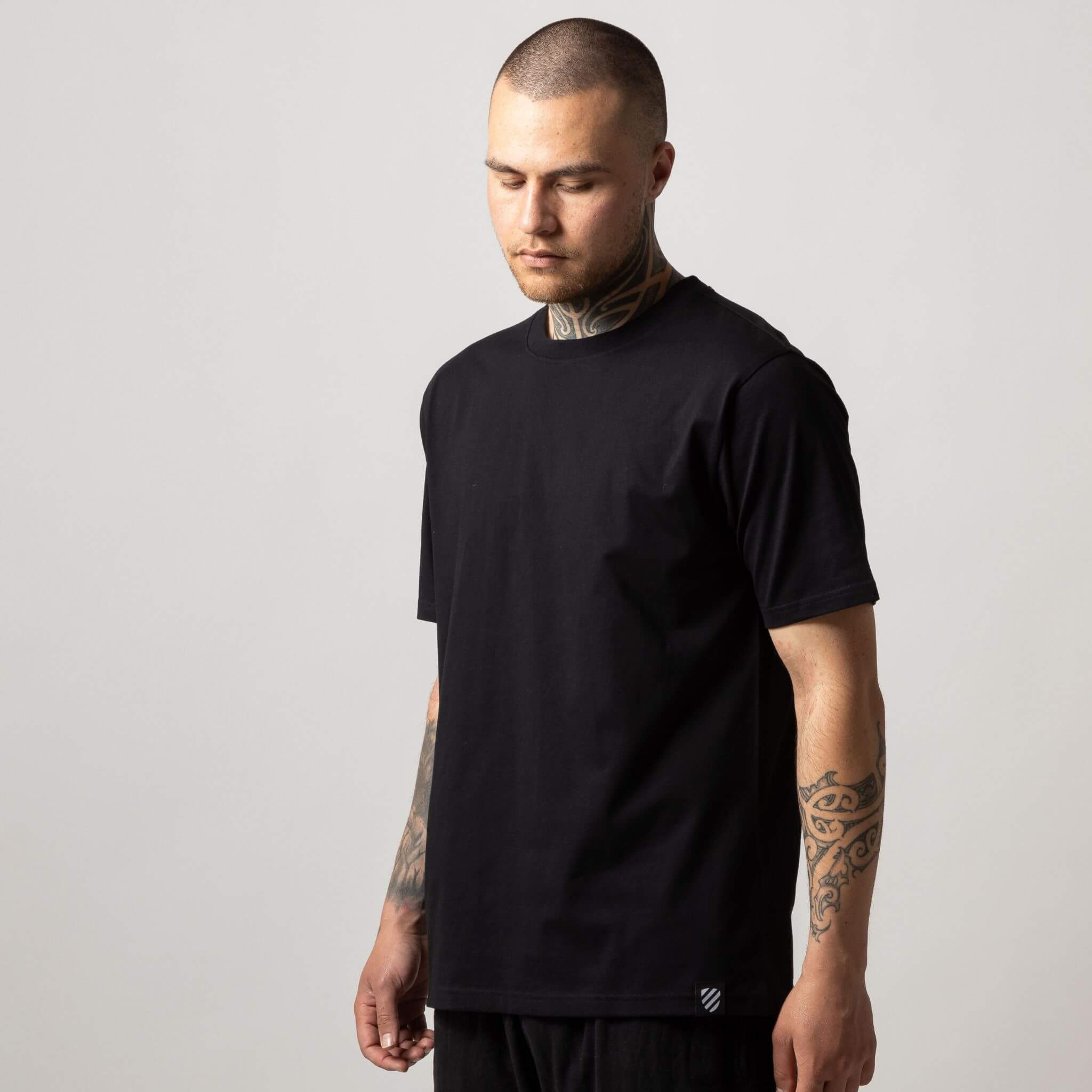 Crafted Essentials T-Shirt Black – Langly Co