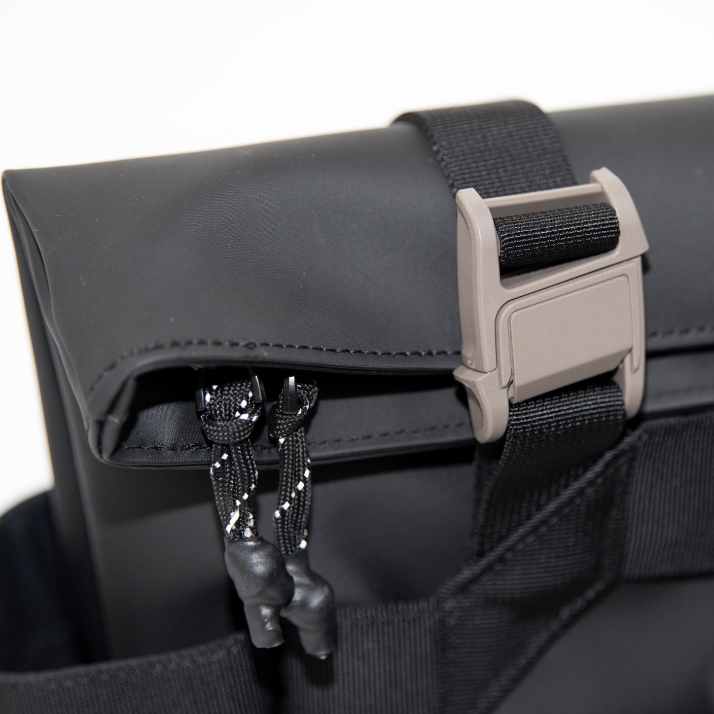 Langly Bravo Camera Shoulder Bag | Crossbody Bag | Messenger