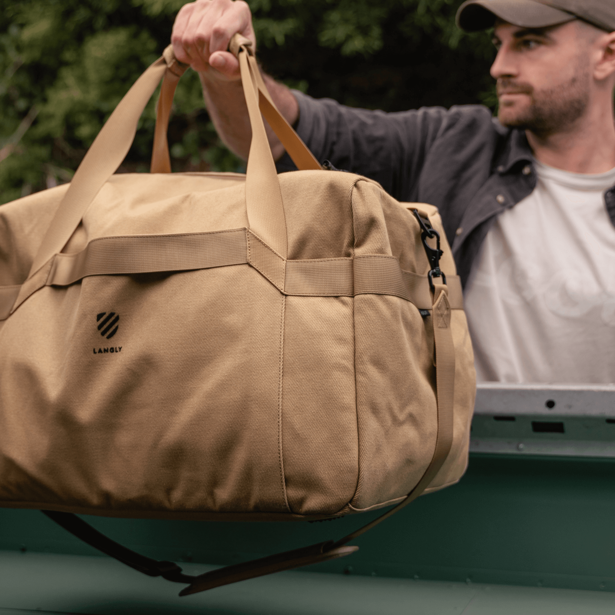 THE MAVERICK Leather Weekender Duffle Bag